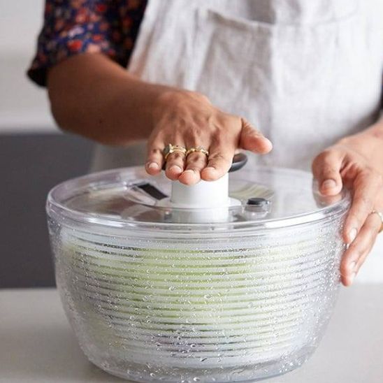 essoreuse Ă  salade manuelle facile Ă  utiliser