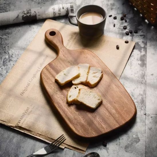 planche a découper bois massif noyer fonce