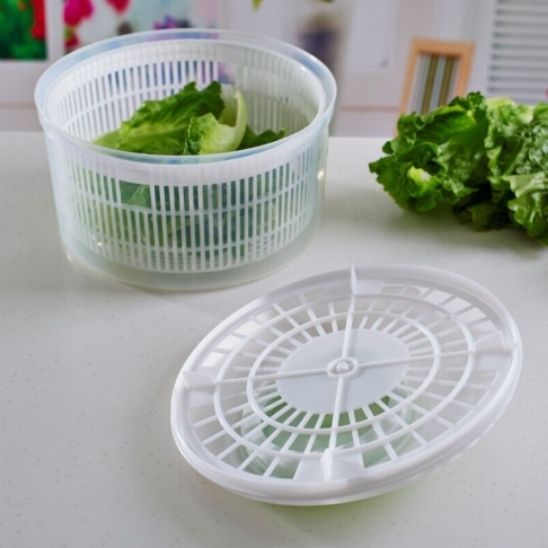 essoreuse à salade  légère et facile à utiliser
