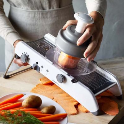 mandoline cuisine réglable avec poussoir
