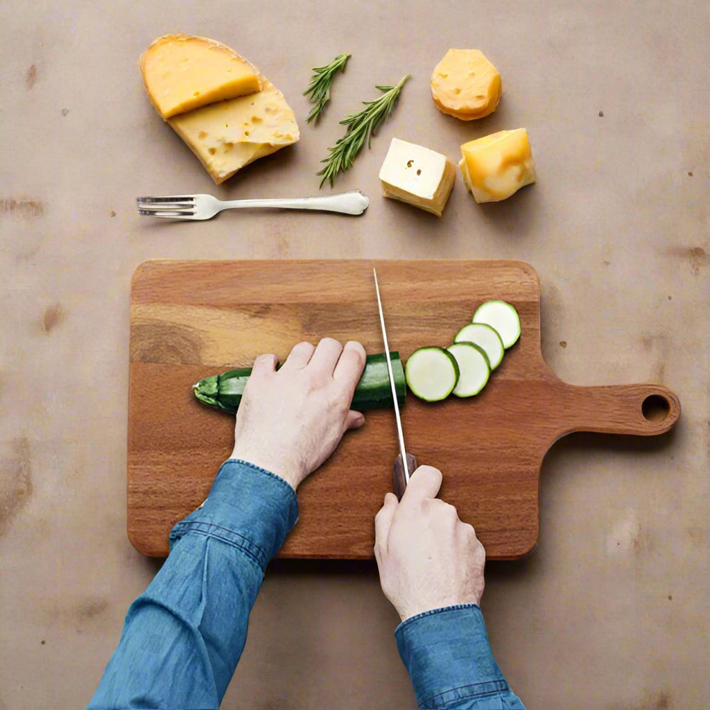 planche à découper en bois pour cuisine moderne